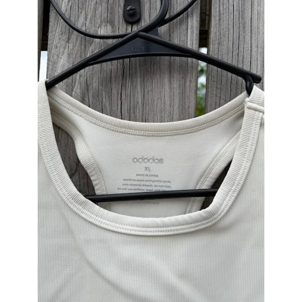 Athleisure Yoga Streetwear Ododos Women Ribbed Racerback Crop Top Off White XL